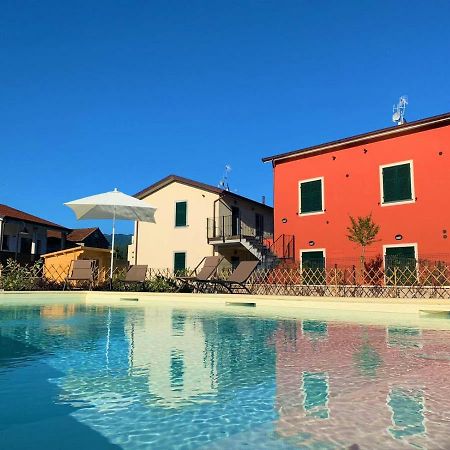Liguria Village 布鲁尼亚托 外观 照片
